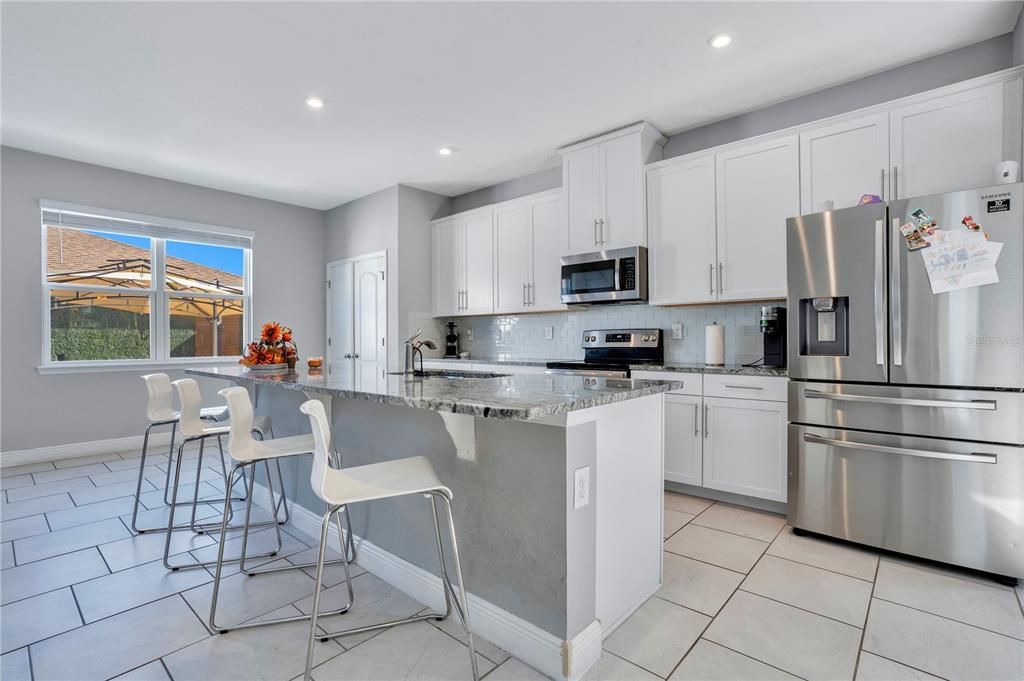 待售: $425,000 (3 贝兹, 2 浴室, 1714 平方英尺)