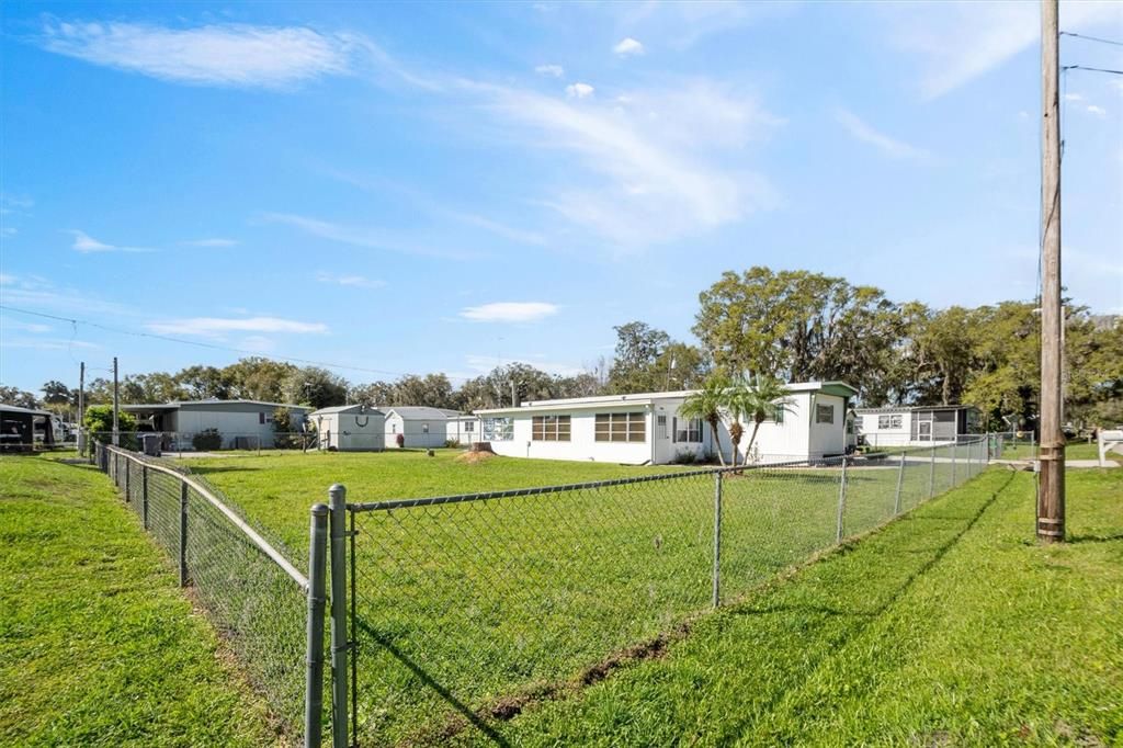 待售: $130,000 (2 贝兹, 1 浴室, 672 平方英尺)