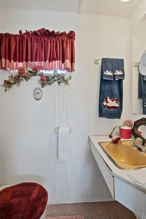 待售: $130,000 (2 贝兹, 1 浴室, 672 平方英尺)