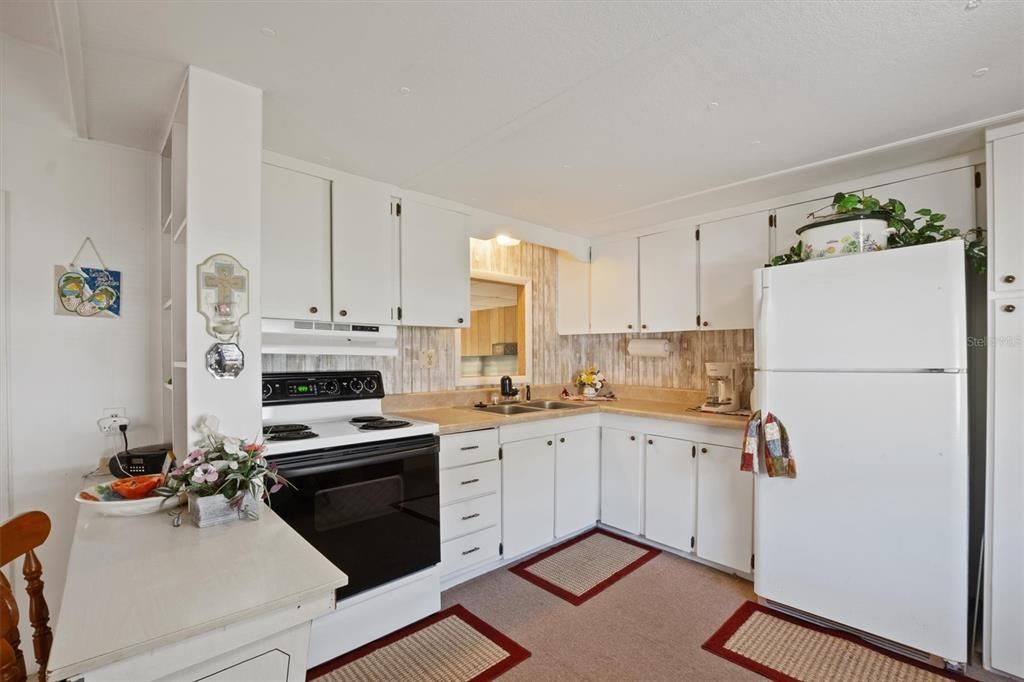 待售: $130,000 (2 贝兹, 1 浴室, 672 平方英尺)