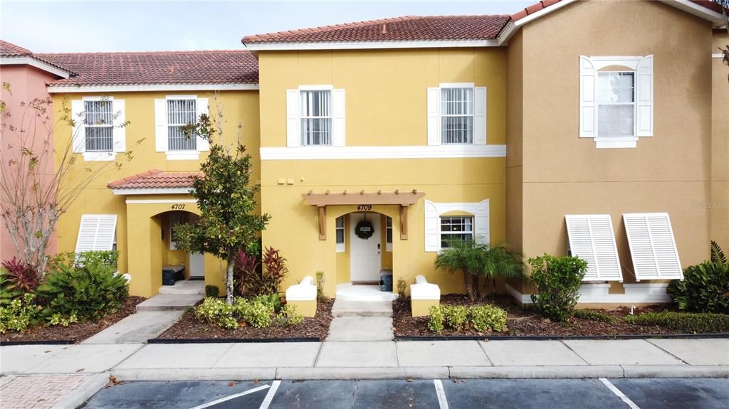 For Sale: $284,900 (3 beds, 2 baths, 1286 Square Feet)