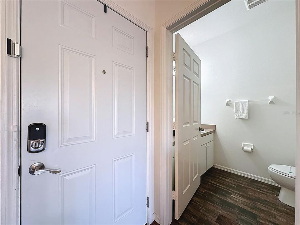 For Sale: $284,900 (3 beds, 2 baths, 1286 Square Feet)