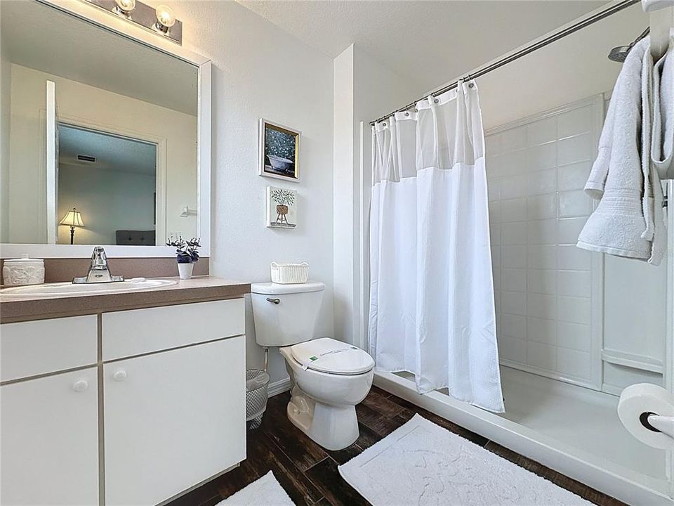 For Sale: $284,900 (3 beds, 2 baths, 1286 Square Feet)