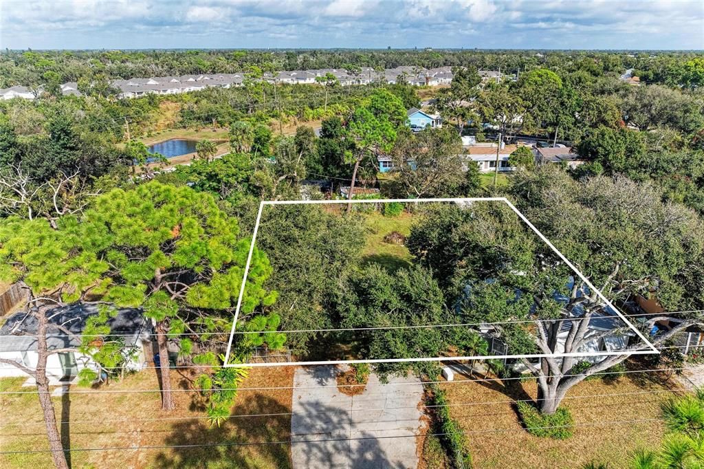 待售: $55,000 (0.16 acres)