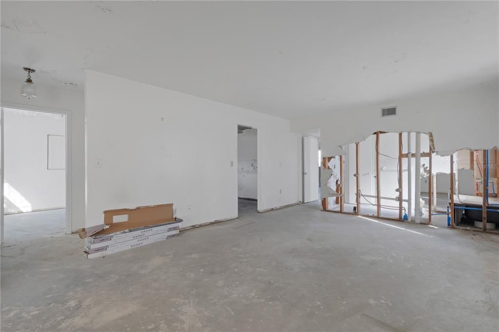 For Sale: $849,000 (0 beds, 0 baths, 4608 Square Feet)