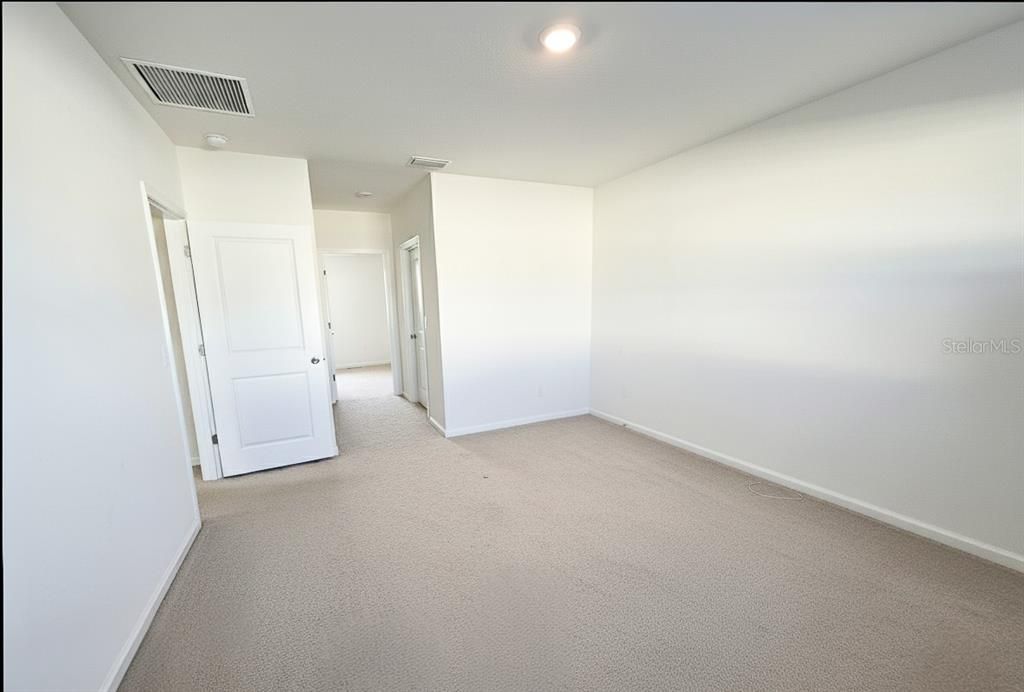 En Venta: $339,900 (3 camas, 2 baños, 1676 Pies cuadrados)