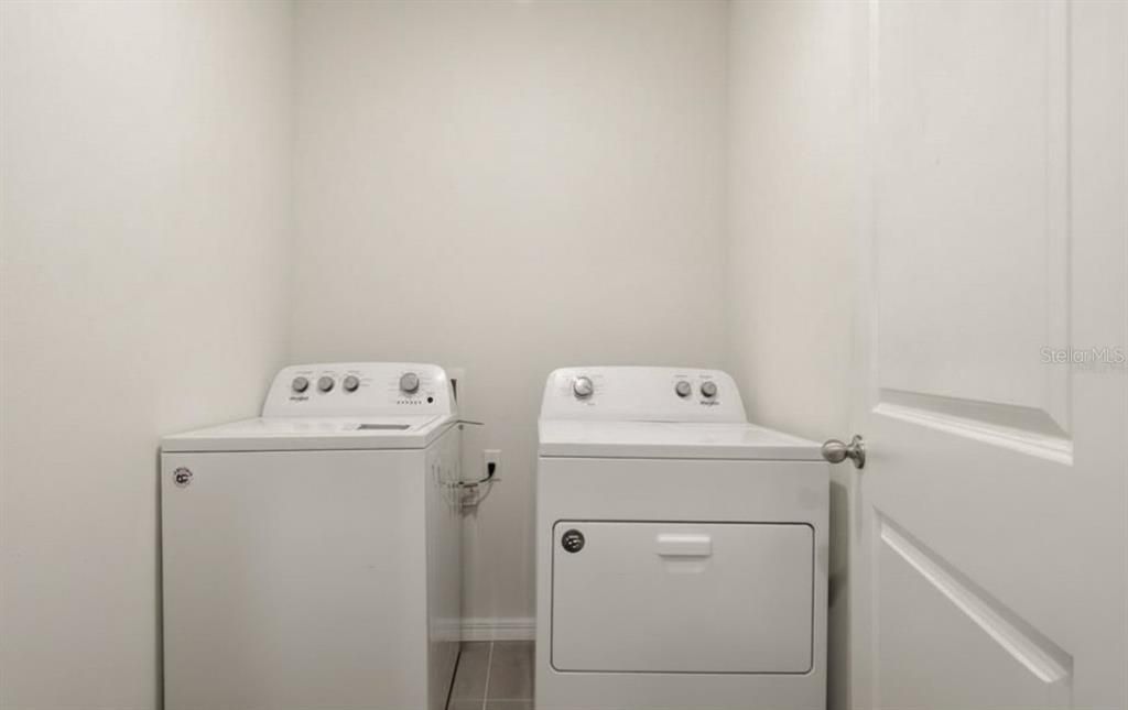 En Venta: $339,900 (3 camas, 2 baños, 1676 Pies cuadrados)