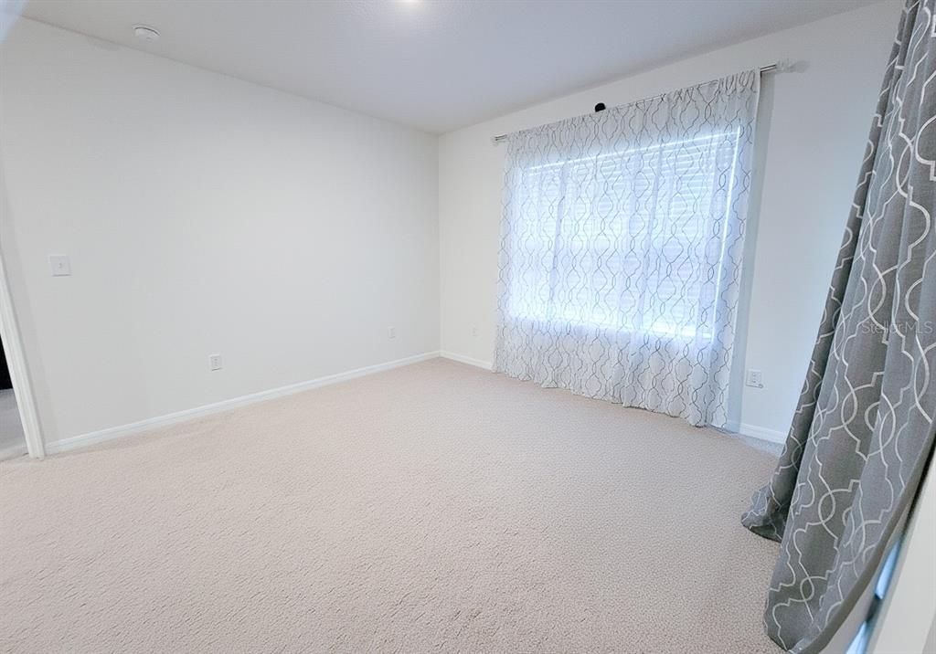 En Venta: $339,900 (3 camas, 2 baños, 1676 Pies cuadrados)