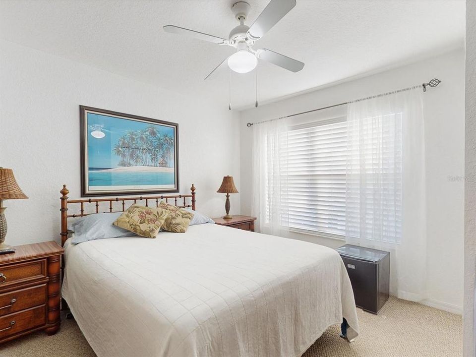 For Sale: $259,000 (3 beds, 2 baths, 1296 Square Feet)