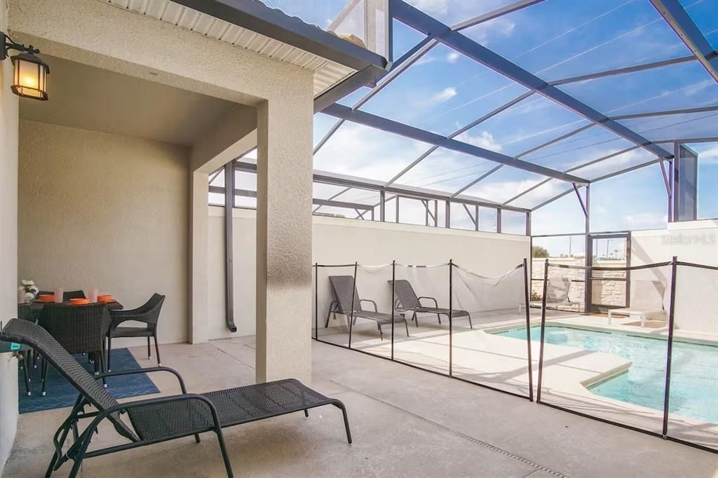 For Rent: $2,995 (4 beds, 3 baths, 1914 Square Feet)