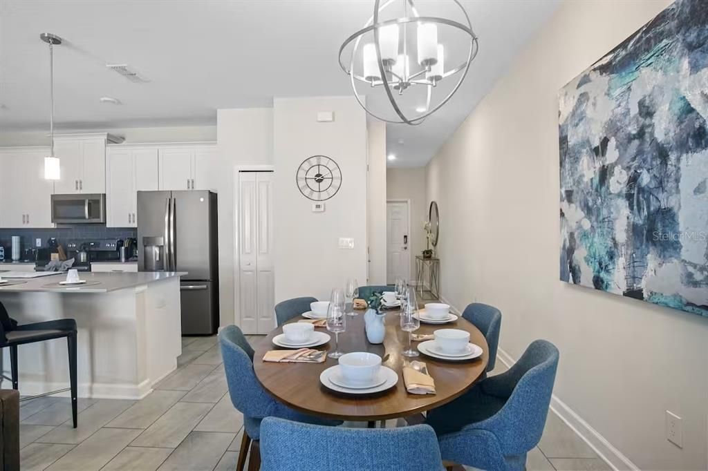 For Rent: $2,995 (4 beds, 3 baths, 1914 Square Feet)