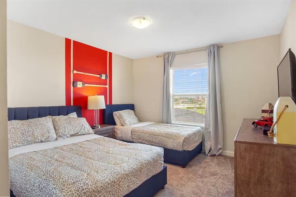 For Rent: $2,995 (4 beds, 3 baths, 1914 Square Feet)