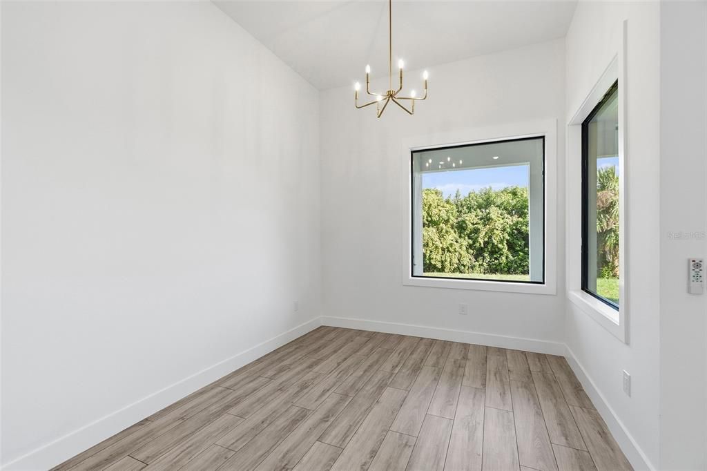 На продажу: $749,990 (3 спален, 2 ванн, 2364 Квадратных фут)