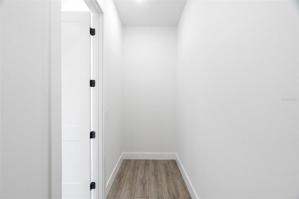 На продажу: $749,990 (3 спален, 2 ванн, 2364 Квадратных фут)