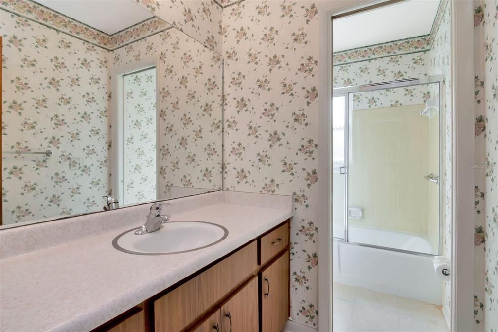 En Venta: $400,000 (3 camas, 2 baños, 1607 Pies cuadrados)