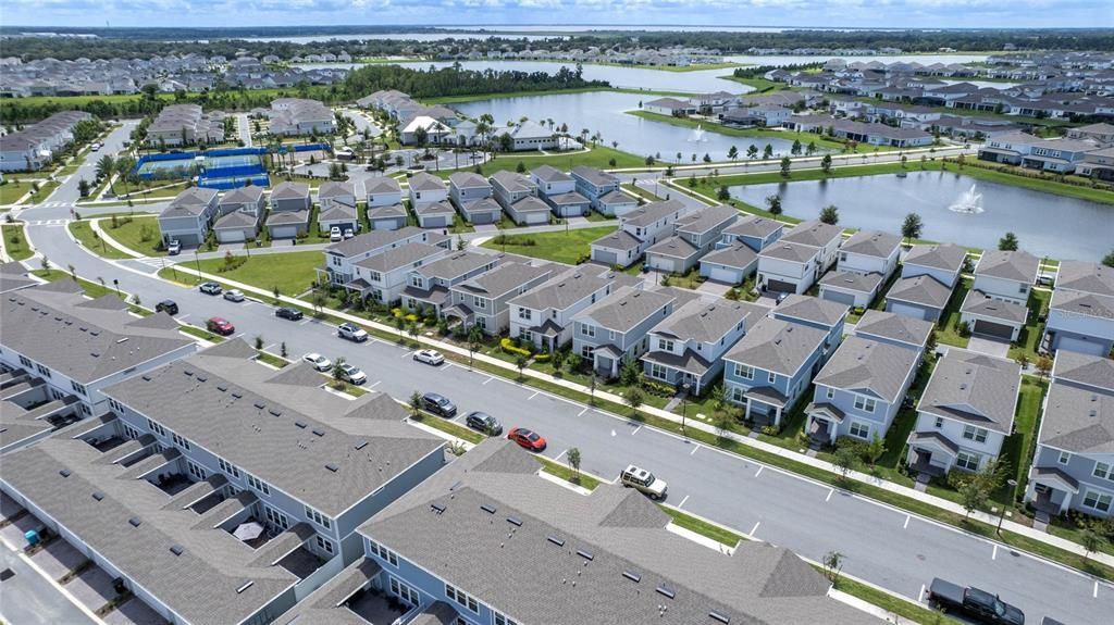 For Sale: $699,999 (3 beds, 2 baths, 2627 Square Feet)