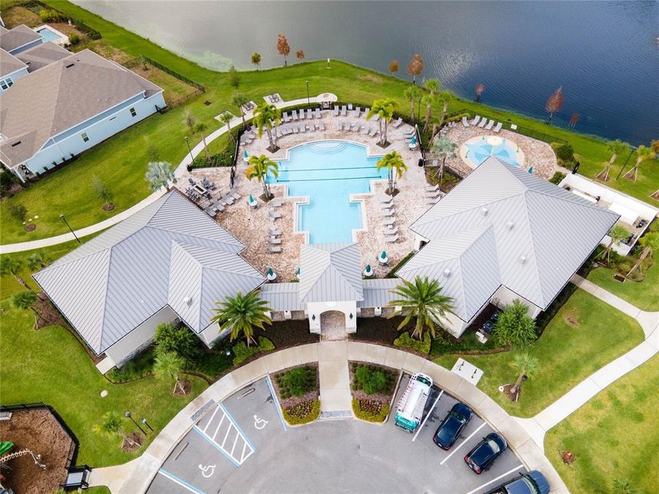 For Sale: $699,999 (3 beds, 2 baths, 2627 Square Feet)