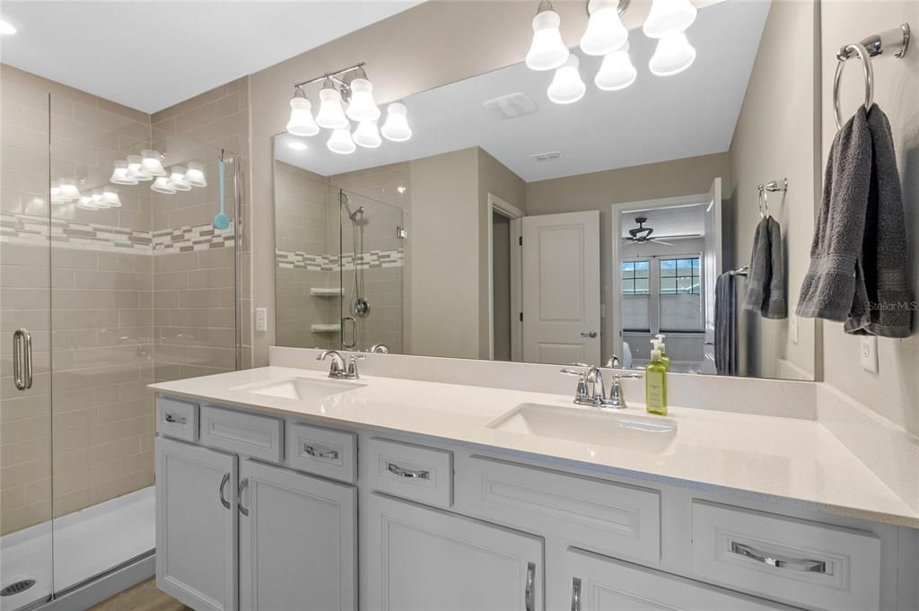 For Sale: $699,999 (3 beds, 2 baths, 2627 Square Feet)