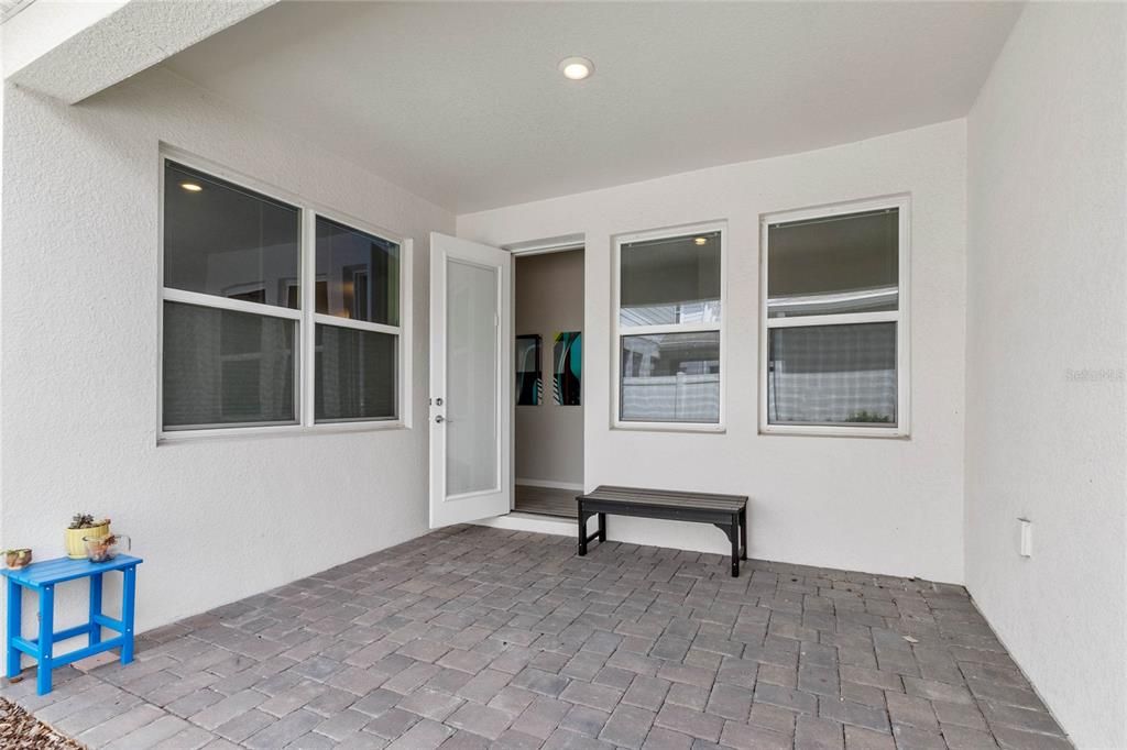 For Sale: $699,999 (3 beds, 2 baths, 2627 Square Feet)