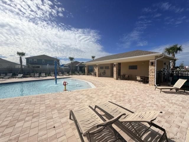 出租: $2,650 (3 贝兹, 2 浴室, 1727 平方英尺)