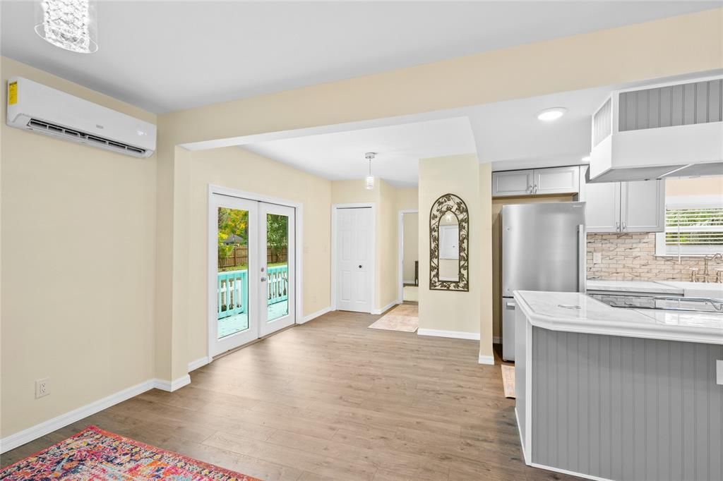 For Rent: $2,350 (3 beds, 2 baths, 1350 Square Feet)