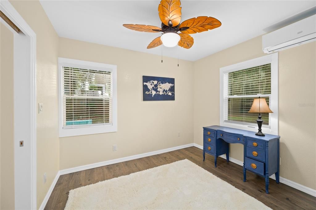 For Rent: $2,350 (3 beds, 2 baths, 1350 Square Feet)