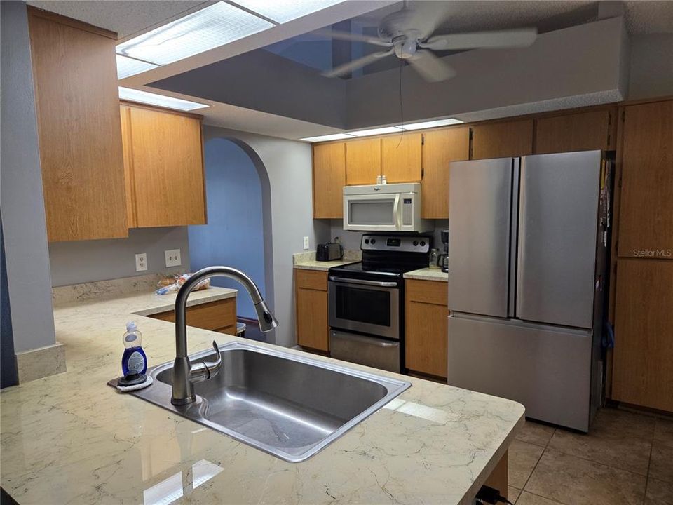 待售: $360,000 (3 贝兹, 2 浴室, 1526 平方英尺)