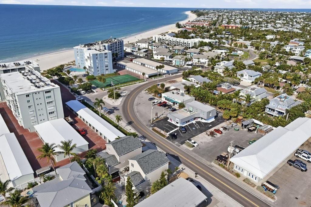 待售: $1,500,000 (2 贝兹, 2 浴室, 1968 平方英尺)