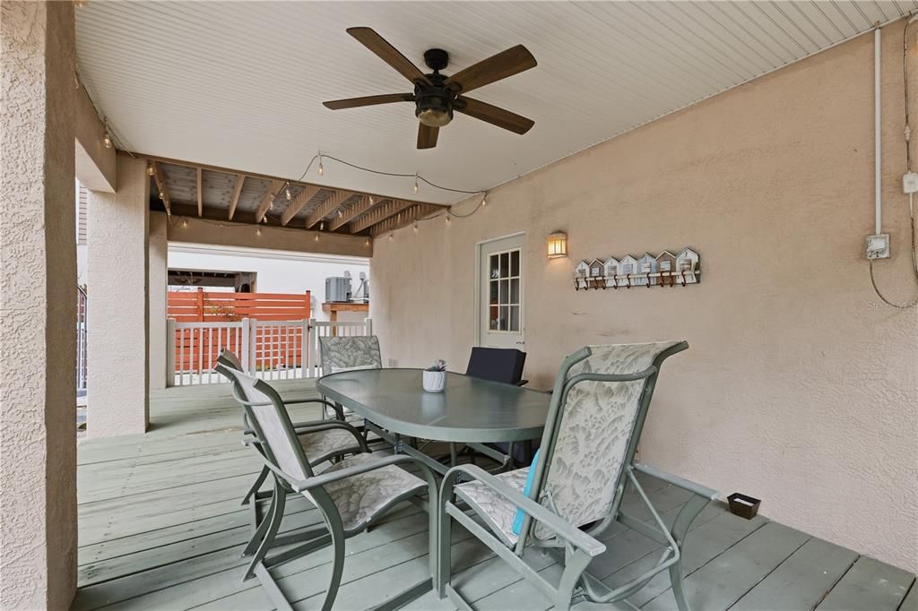 待售: $1,500,000 (2 贝兹, 2 浴室, 1968 平方英尺)