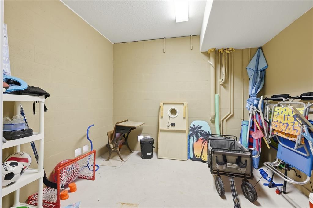 待售: $1,500,000 (2 贝兹, 2 浴室, 1968 平方英尺)