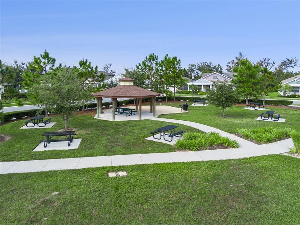 En Venta: $999,000 (5 camas, 3 baños, 3563 Pies cuadrados)