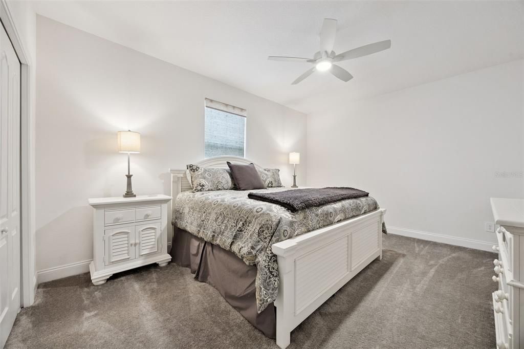 En Venta: $999,000 (5 camas, 3 baños, 3563 Pies cuadrados)