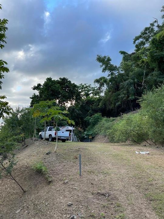 На продажу: $110,000 (0.97 acres)