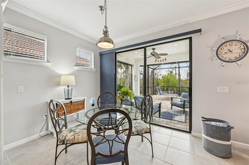 待售: $449,000 (2 贝兹, 2 浴室, 1669 平方英尺)