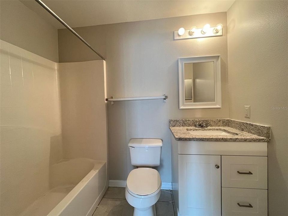 出租: $1,895 (3 贝兹, 2 浴室, 1505 平方英尺)