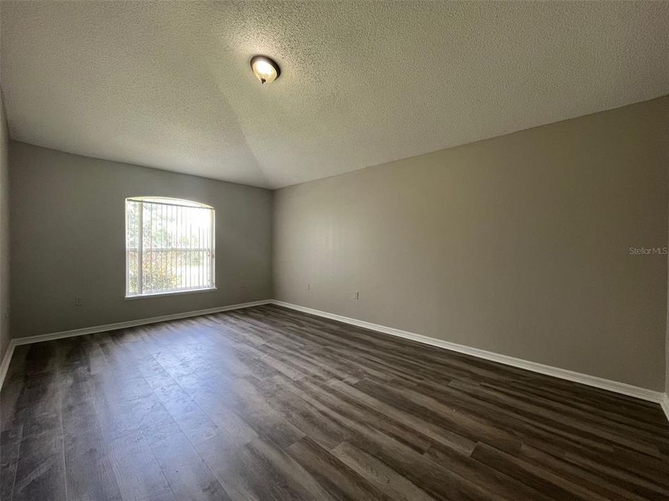 出租: $1,895 (3 贝兹, 2 浴室, 1505 平方英尺)