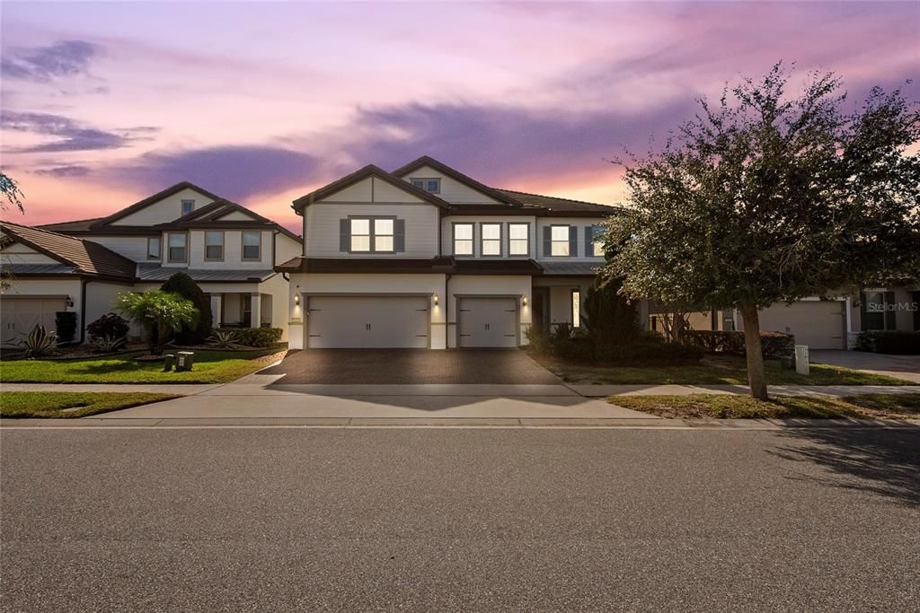 For Sale: $1,799,000 (6 beds, 4 baths, 5269 Square Feet)