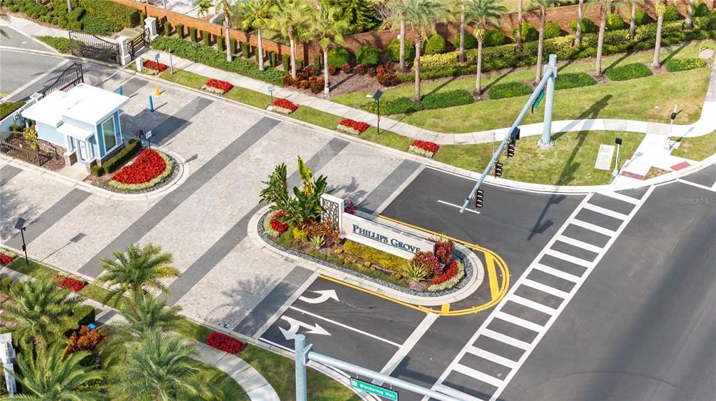 For Sale: $1,799,000 (6 beds, 4 baths, 5269 Square Feet)