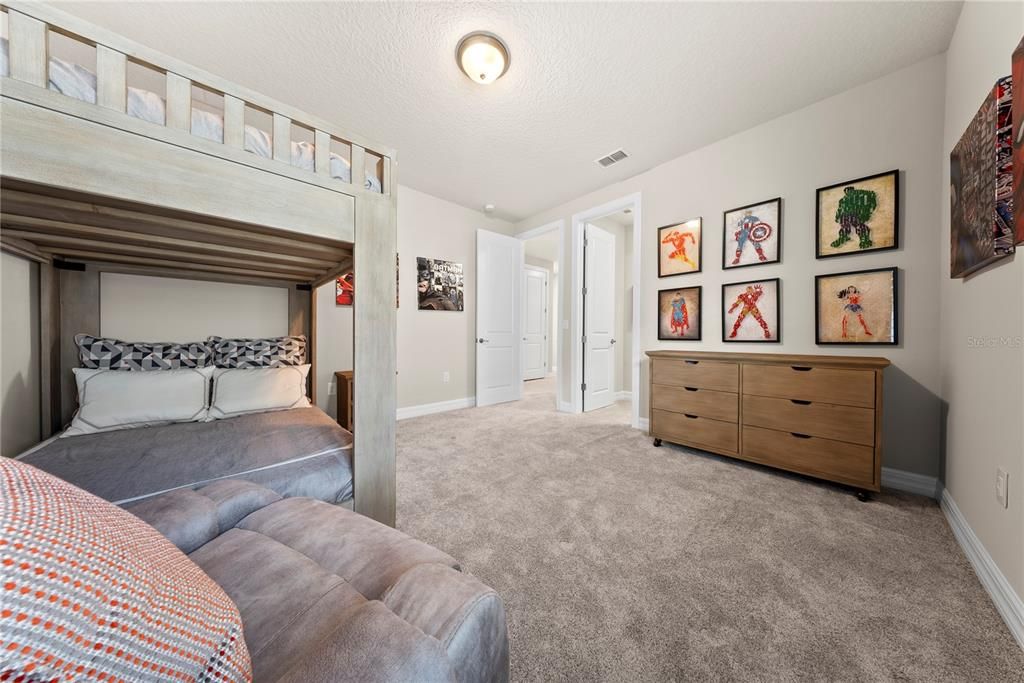 For Sale: $1,799,000 (6 beds, 4 baths, 5269 Square Feet)