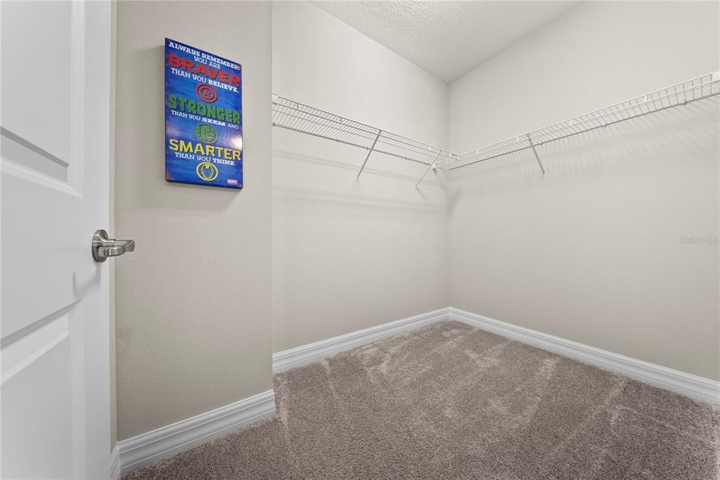 For Sale: $1,799,000 (6 beds, 4 baths, 5269 Square Feet)