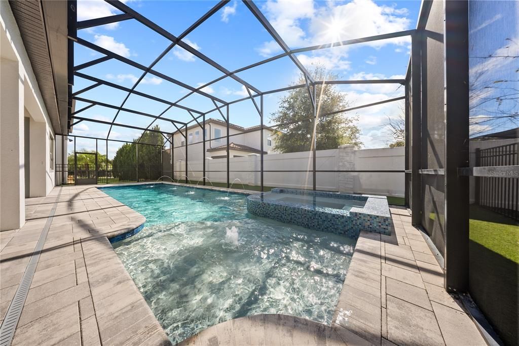 For Sale: $1,799,000 (6 beds, 4 baths, 5269 Square Feet)