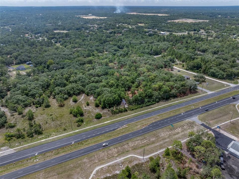 待售: $1,600,000 (1,933,951 平方英尺)