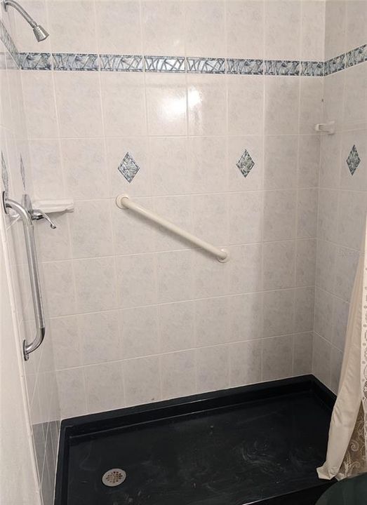 待售: $374,750 (4 贝兹, 3 浴室, 2546 平方英尺)