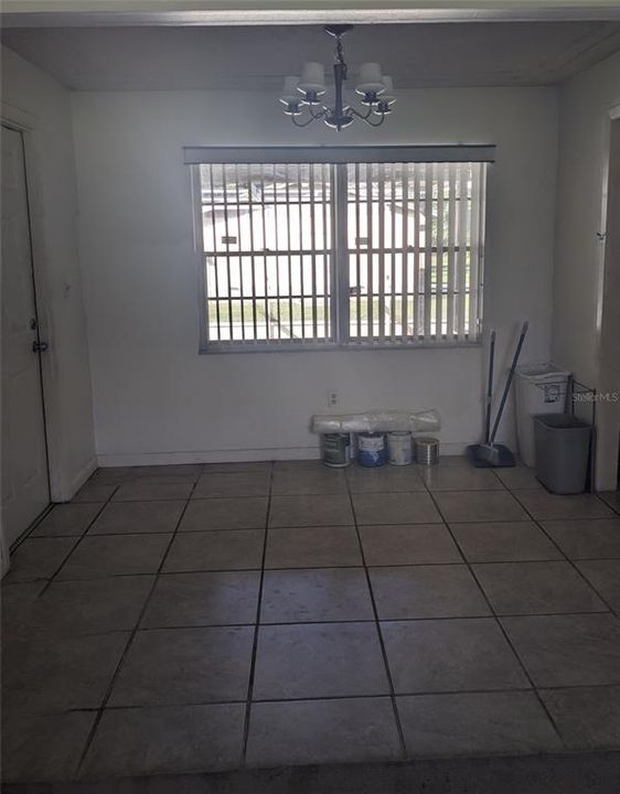 待售: $374,750 (4 贝兹, 3 浴室, 2546 平方英尺)