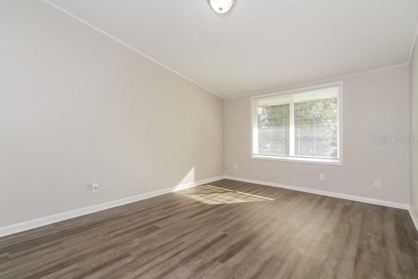 待售: $249,000 (3 贝兹, 2 浴室, 1176 平方英尺)