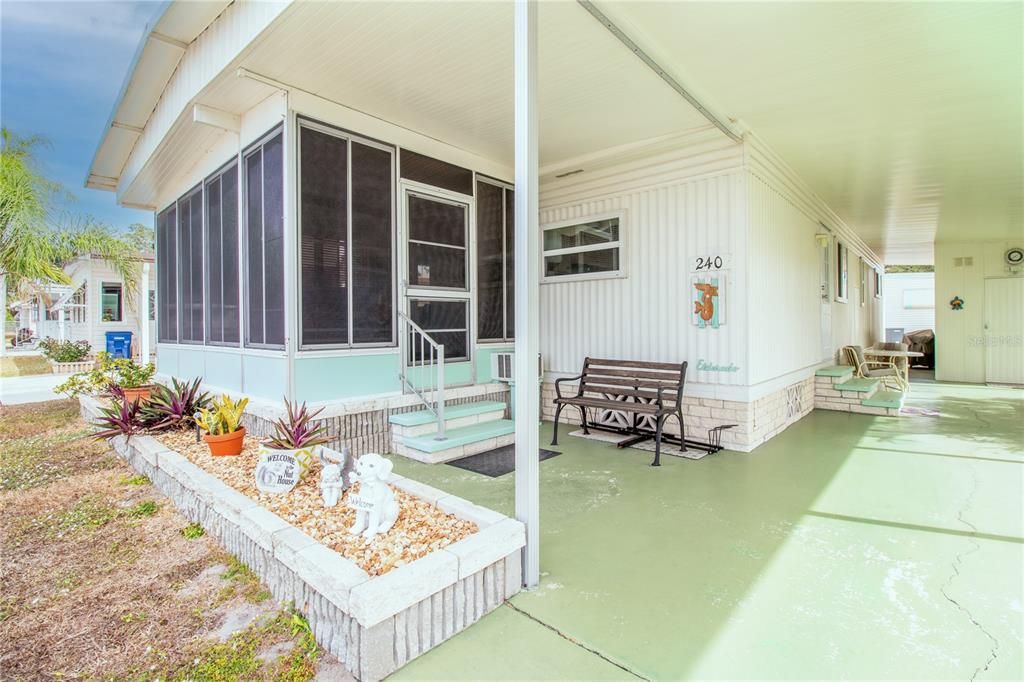 待售: $170,000 (2 贝兹, 2 浴室, 1056 平方英尺)