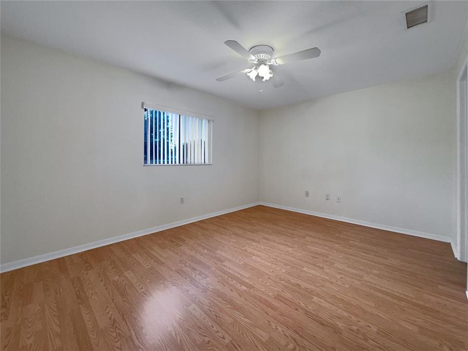 For Sale: $312,000 (3 beds, 2 baths, 1192 Square Feet)