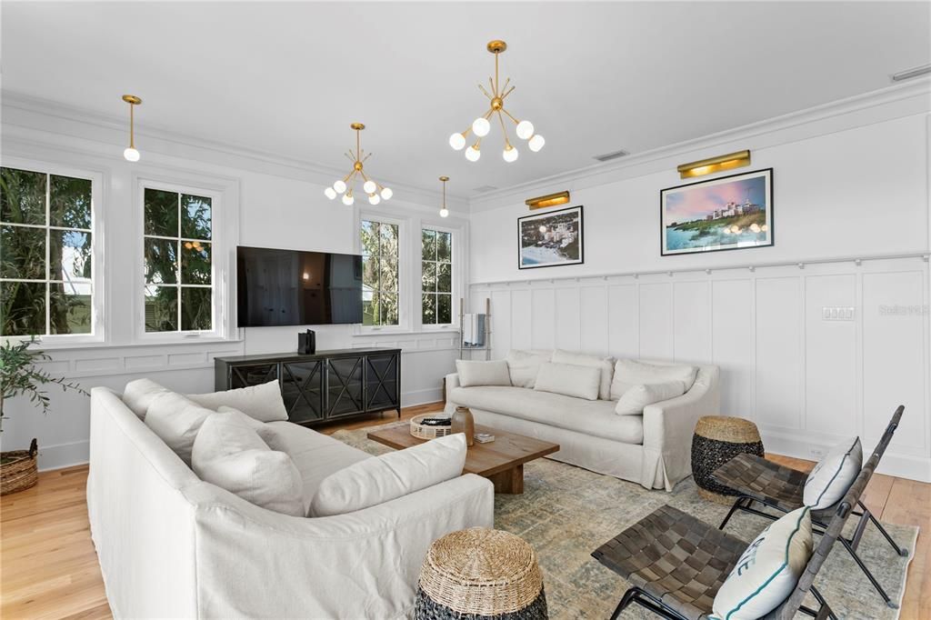 На продажу: $3,899,000 (4 спален, 4 ванн, 3480 Квадратных фут)