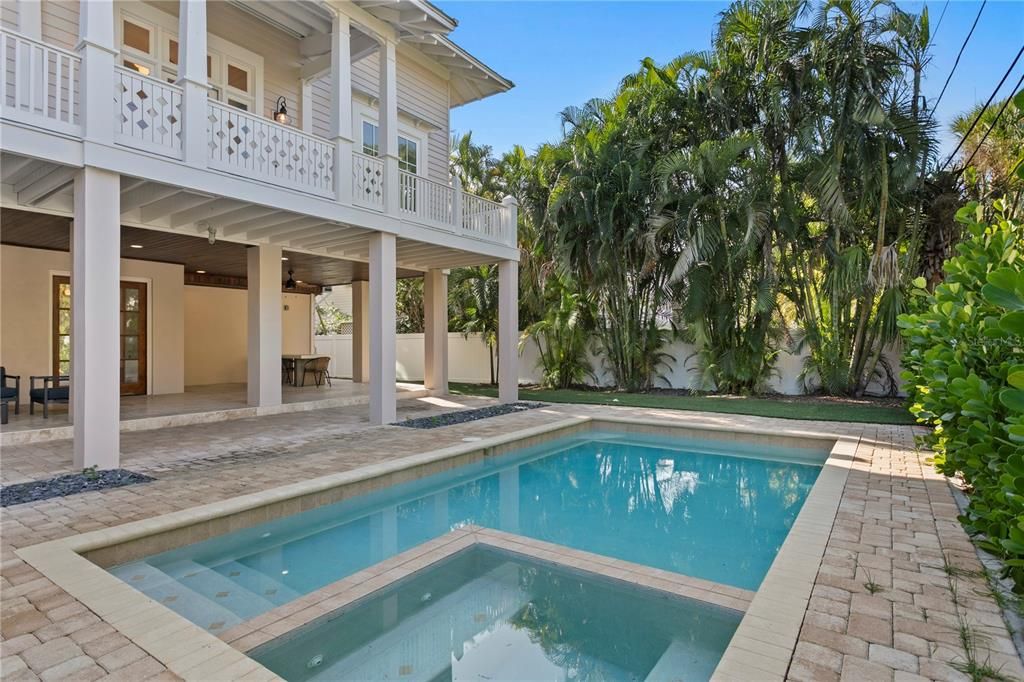 На продажу: $3,899,000 (4 спален, 4 ванн, 3480 Квадратных фут)