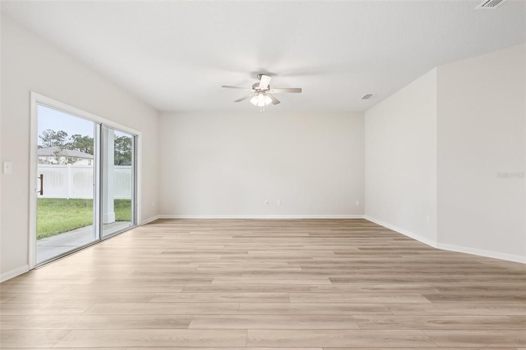 待售: $349,990 (3 贝兹, 2 浴室, 1816 平方英尺)